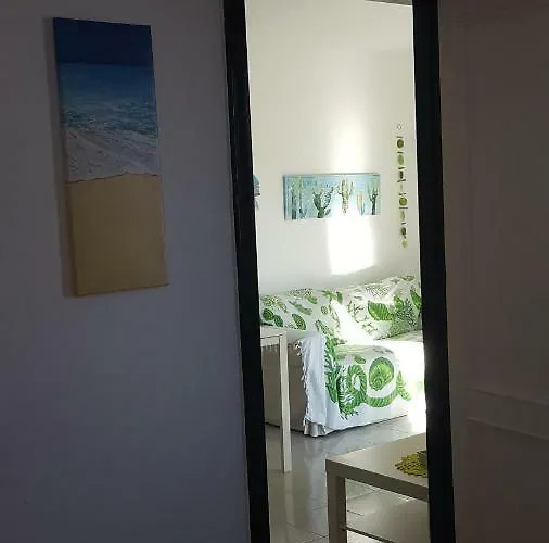Puerta Del Sol Apartment